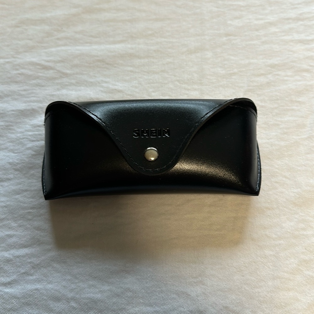 SHEIN Sunglass Case